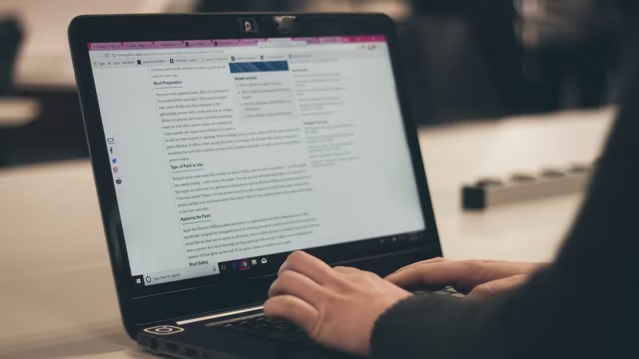 This is an intermediate level post on how I created a CMS in PHP using custom framework.
